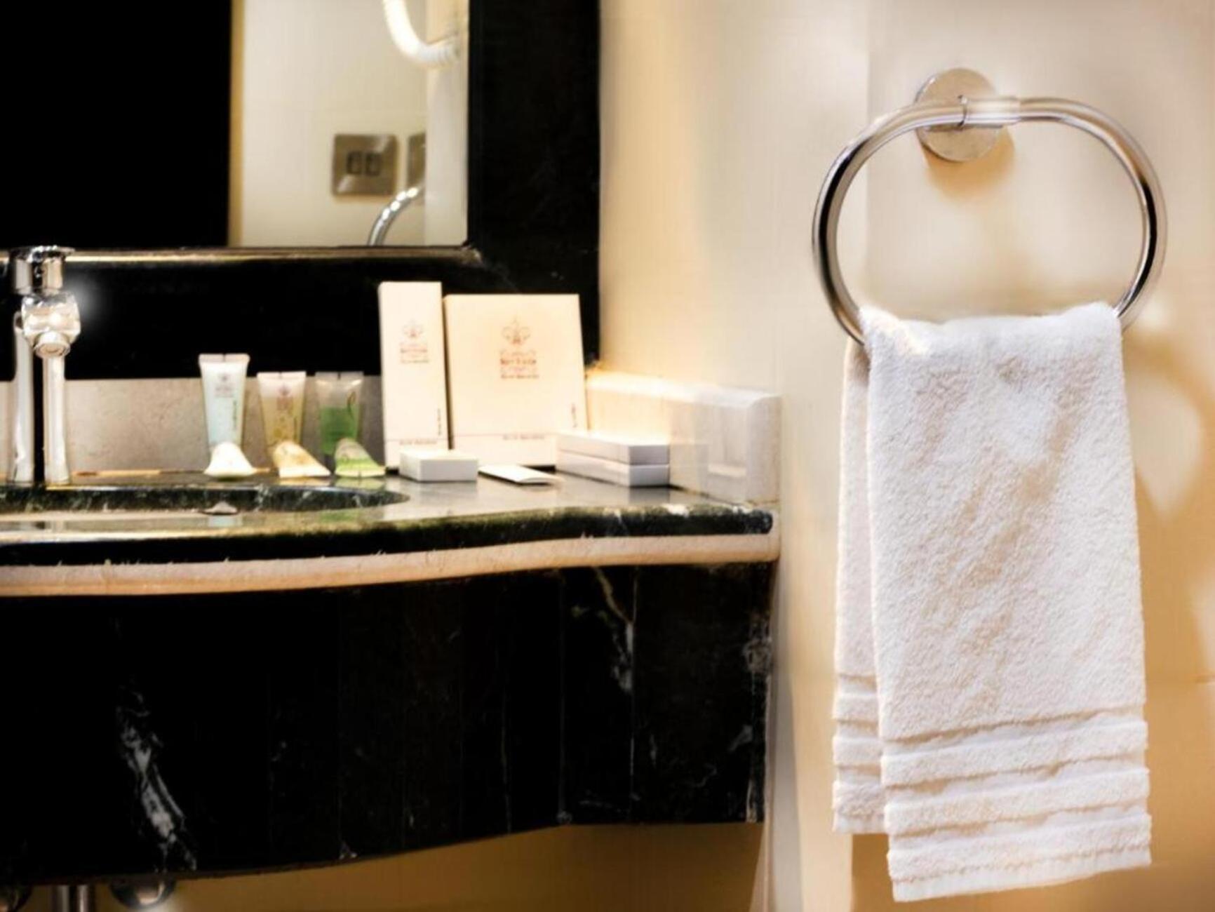 Ewan Dar Alhejra Hotel Медина Екстериор снимка